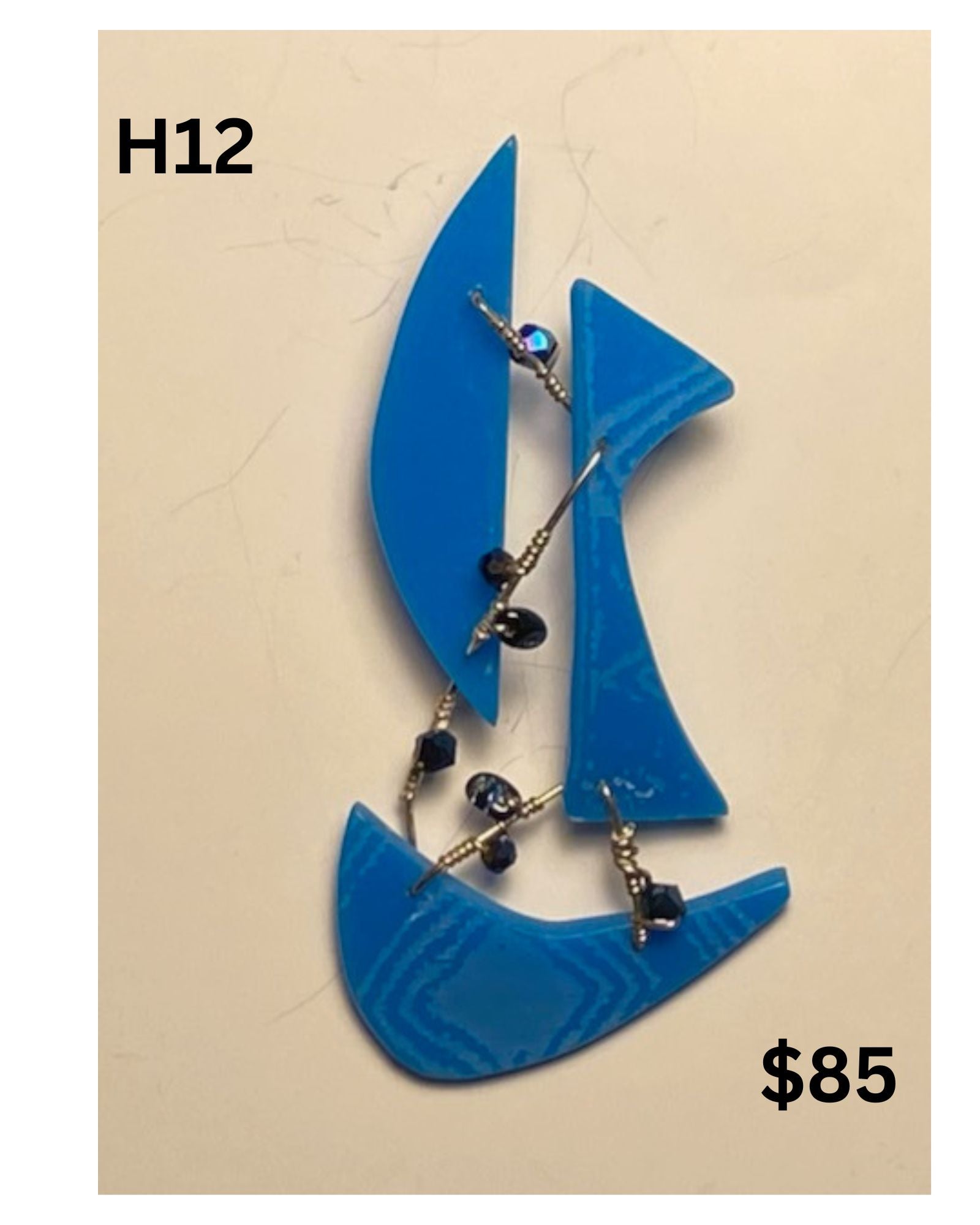 H12 - EARRING