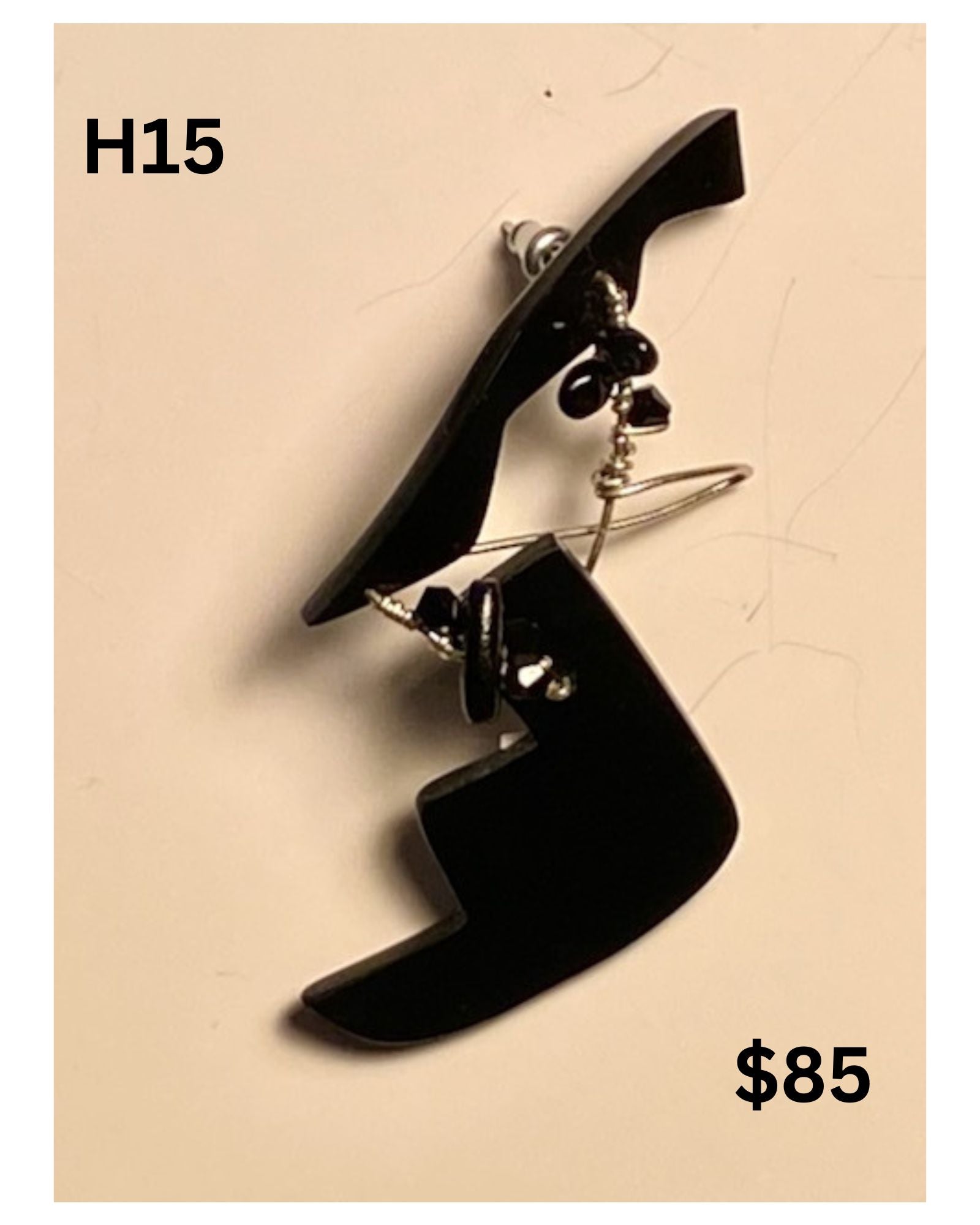 H15 - EARRING