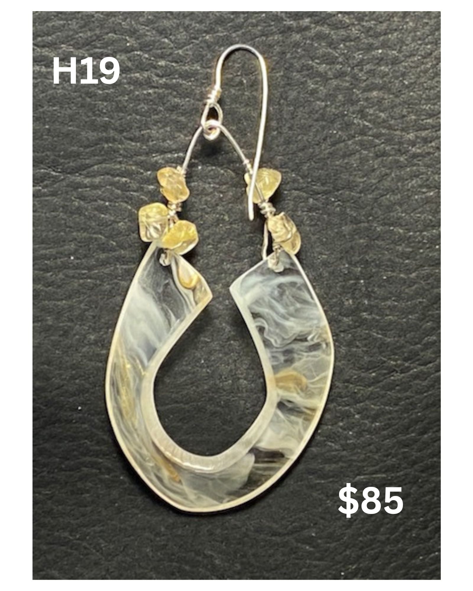 H19 - EARRING