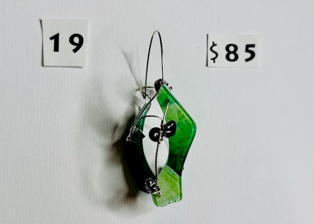 S19 - EARRING