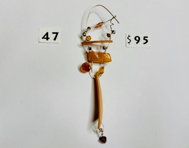 S47 - EARRING