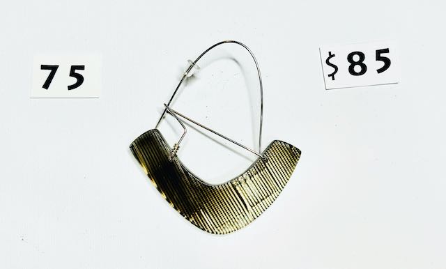 S75 - EARRING