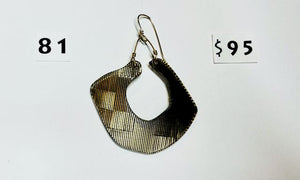 S81 - EARRING