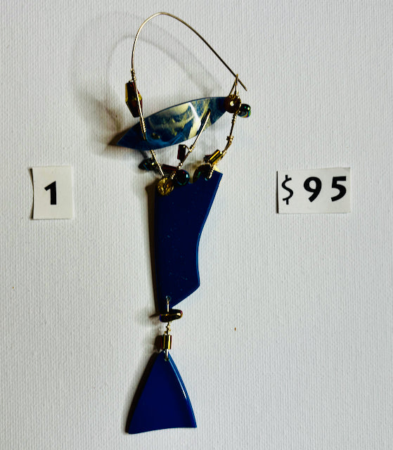 SC 1 -Abstract Hoop EARRING