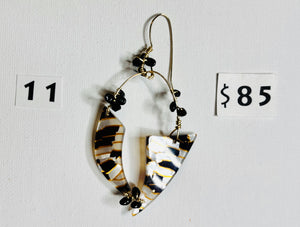SC 11 - Dangle EARRING