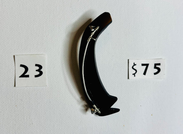 SC 23 - Crescent EARRING
