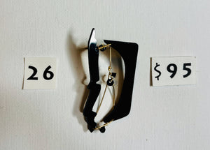 SC 26 -Silhouette  EARRING