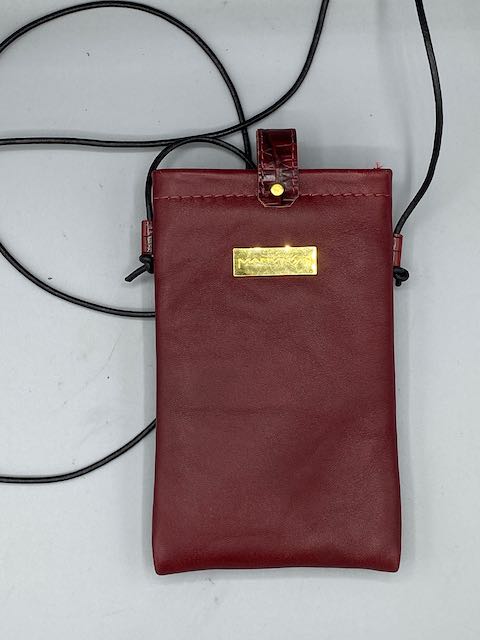CELL PHONE POUCH - "Silhouette Profile 4"