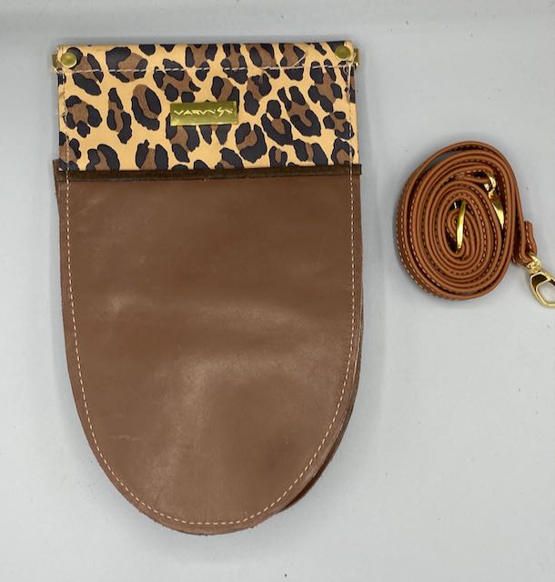 HEATHER POUCH - "Leopard Dan Mask"